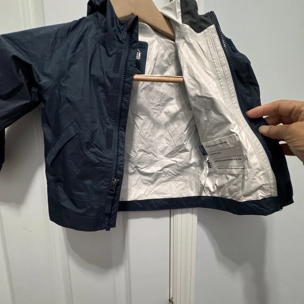 REI Kids navy Raincoat with hood size 2T